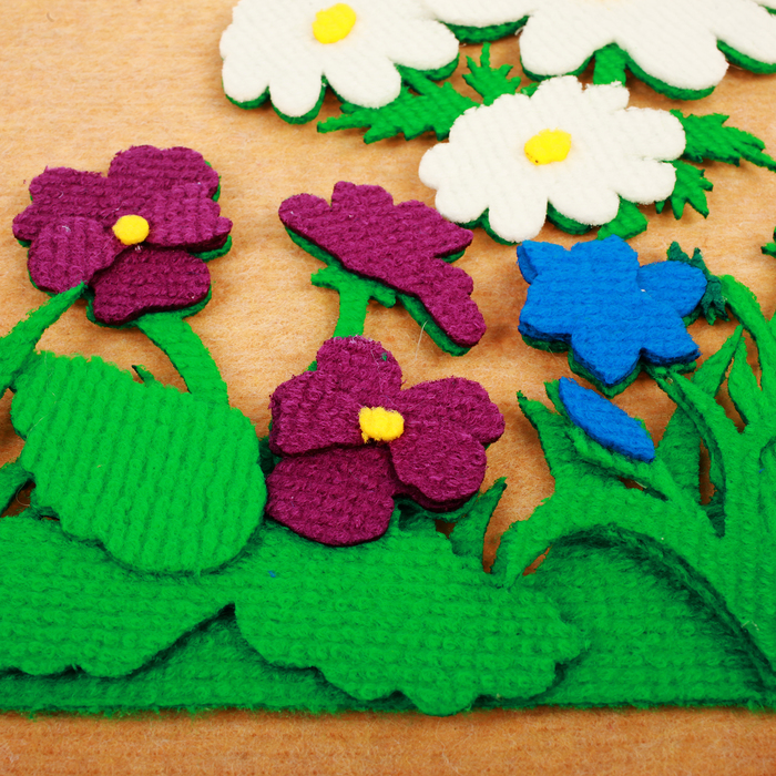 Набор дидактический "Луговые цветы" с игровым полем, 10 деталей