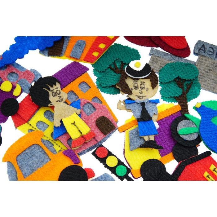 Набор дидактический "Город с машинками" с игровым полем, 39 деталей