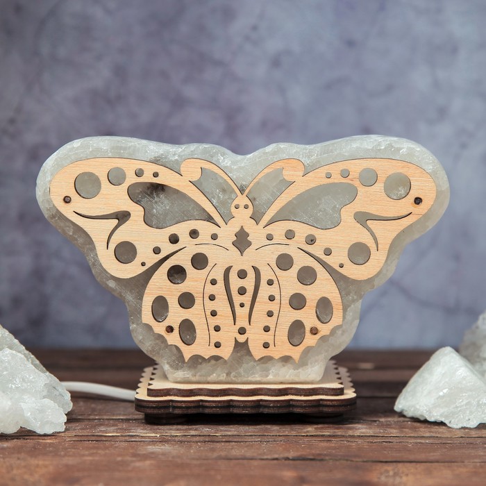 Соляной светильник "Бабочка", фигурный, малая, деревянный декор, цельный кристалл