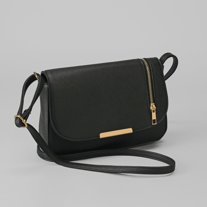Сумка женская, отдел на молнии, наружный карман, длинный ремень, цвет чёрный