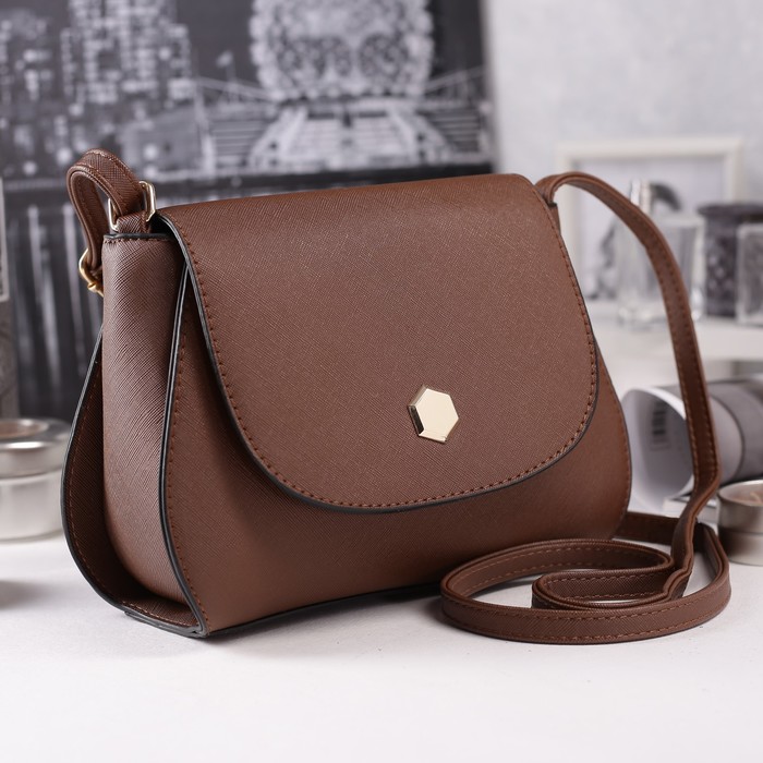 Сумка женская, отдел на молнии, наружный карман, длинный ремень, цвет коричневый