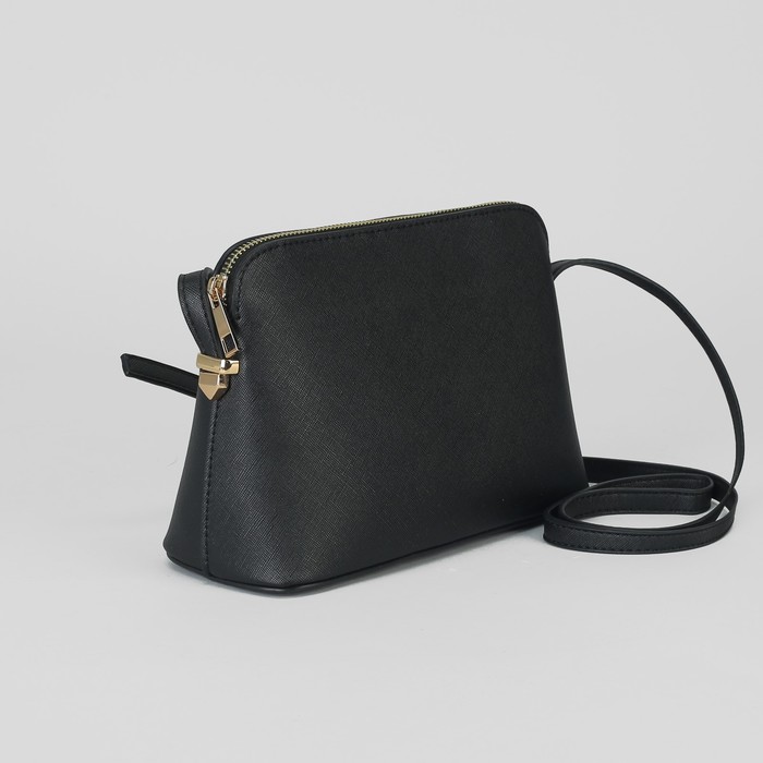 Сумка женская, отдел на молнии, наружный карман, длинный ремень, цвет чёрный