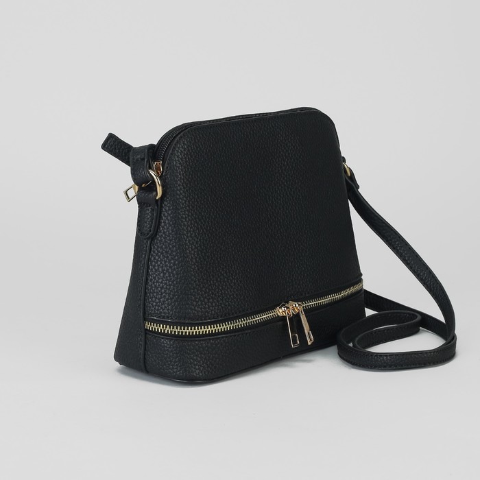 Сумка женская, отдел на молнии, наружный карман, длинный ремень, цвет чёрный