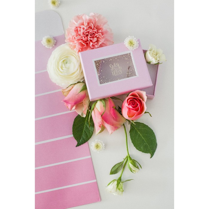 Подарочная коробочка под кольцо «Нежные чувства», 5 х 6 х 3,5 см