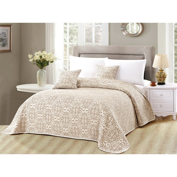 Комплект Parisienne: покрывало 230 × 250 см, наволочки 45 × 45 см - 2 шт