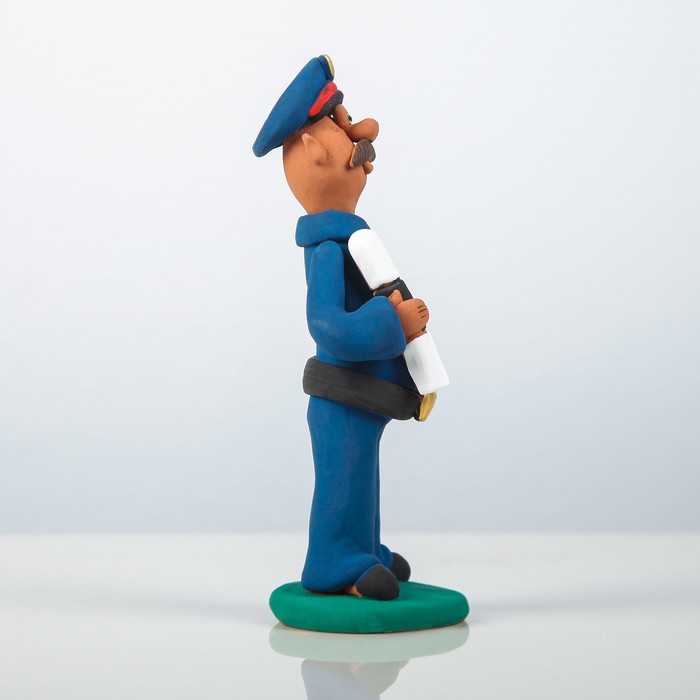 Статуэтка "Полицейский"