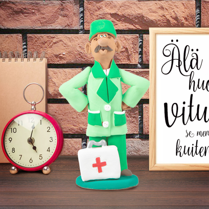 Статуэтка "Доктор", микс