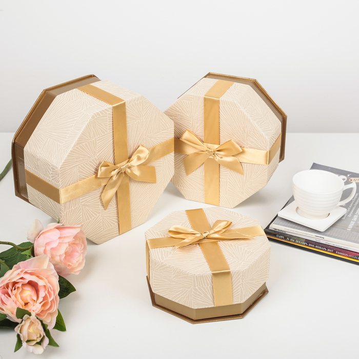 Набор коробок 3в1, 23 х 23 х 12 - 17 х 17 х 8 см