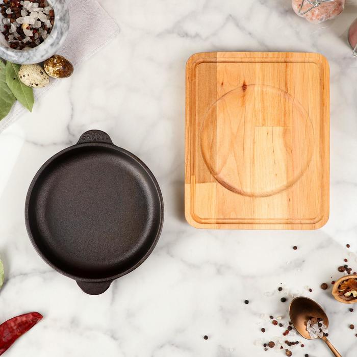 Сковорода чугунная с дощечкой ТМ "BRIZOLL" 140х25мм "ХОРЕКА"