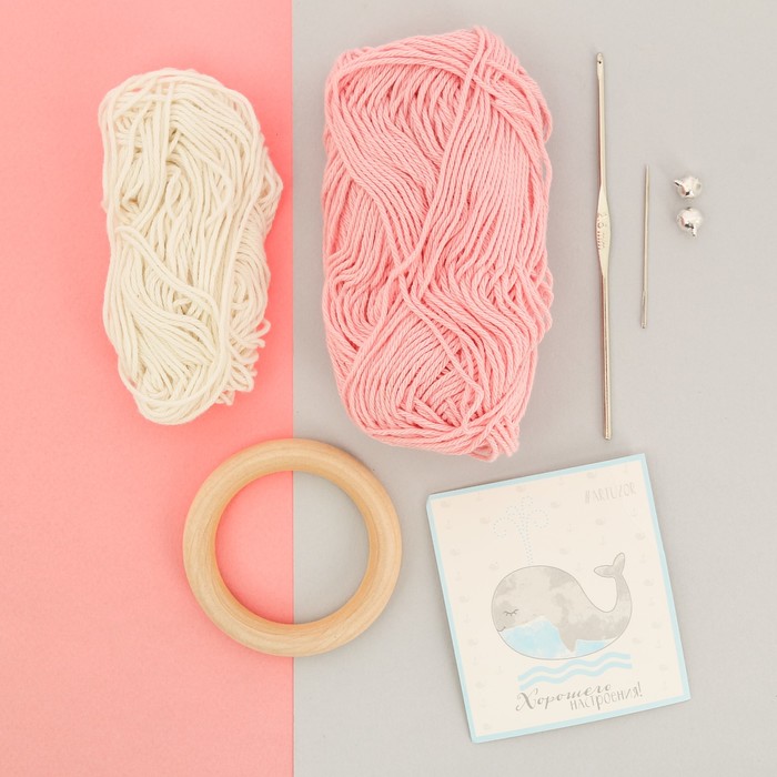 Набор для вязания : Погремушка «Зайка»