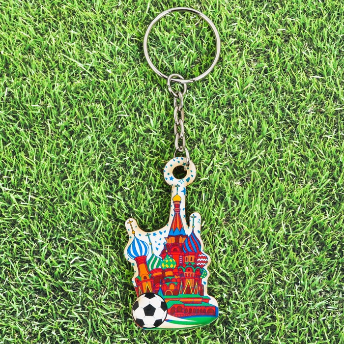 Брелок деревянный «Москва» (Храм Василия Блаженного, летящий мяч), 2.3 х 5.6 см