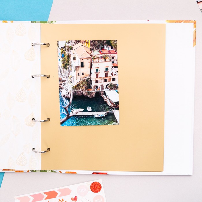 Фотоальбом для творчества "Яркие моменты" с наклейками