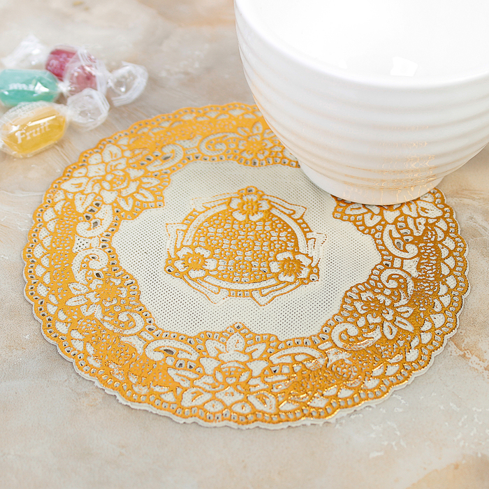 Салфетка ажурная ПВХ d12 "Круговорот" золото