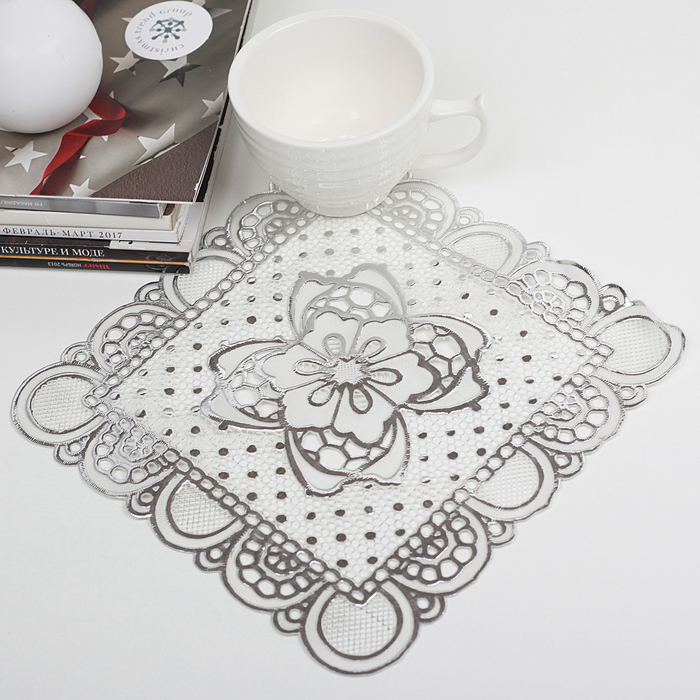 Салфетка ажурная ПВХ 20х20 см "Роза" серебро