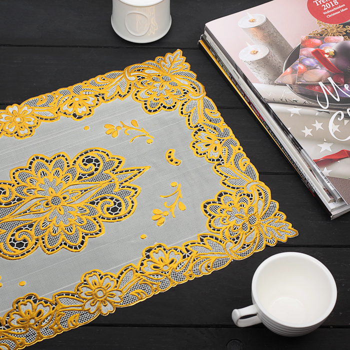 Салфетка ажурная ПВХ 45х30 см "Узор" золото
