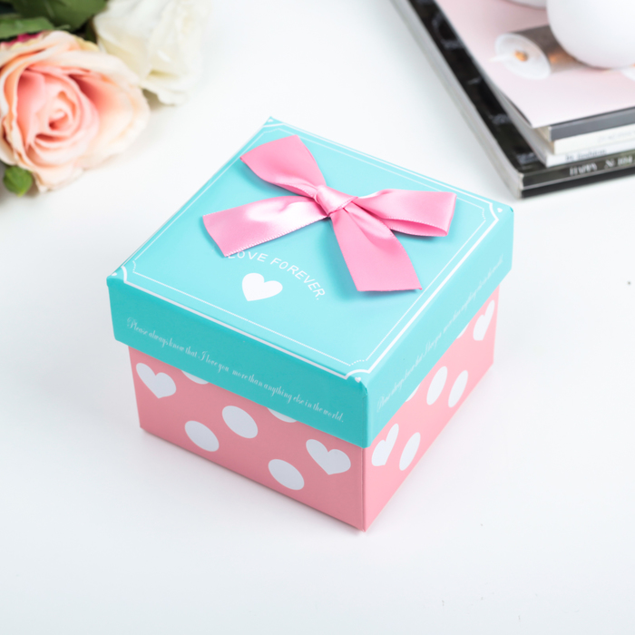 Коробка подарочная 11 х 11 х 8,5 см