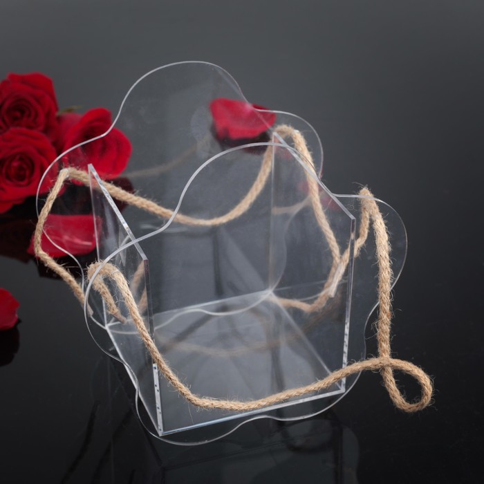 Коробка акриловая для цветов 19 х 12,5 х 19 см