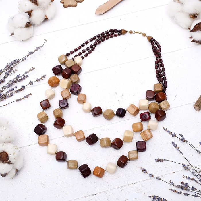 Колье ручная работа, деревянное "Трехрядка" кубик металл