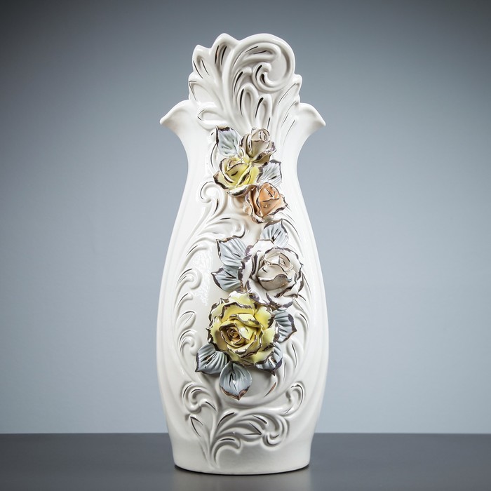 Ваза  "Королева" цветная лепка N2