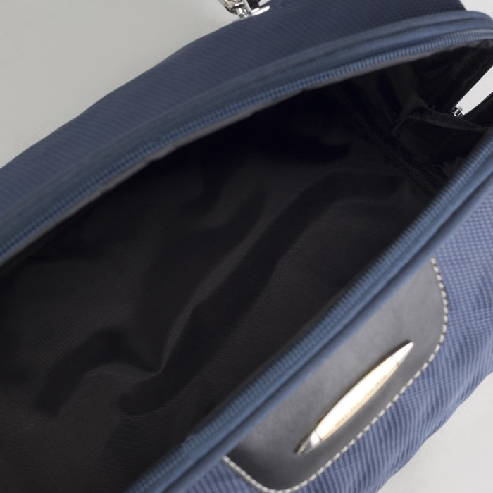 Бьюти-кейс, отдел на молнии, крепление для чемодана, ремень, цвет тёмно-синий