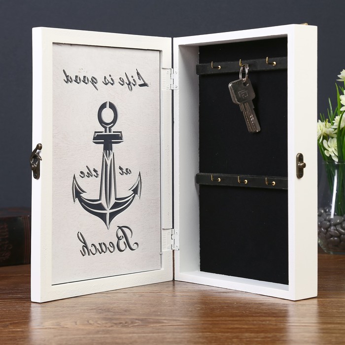 Ключница дерево 6 крючков "Якорь" белая 30х20х5,5 см