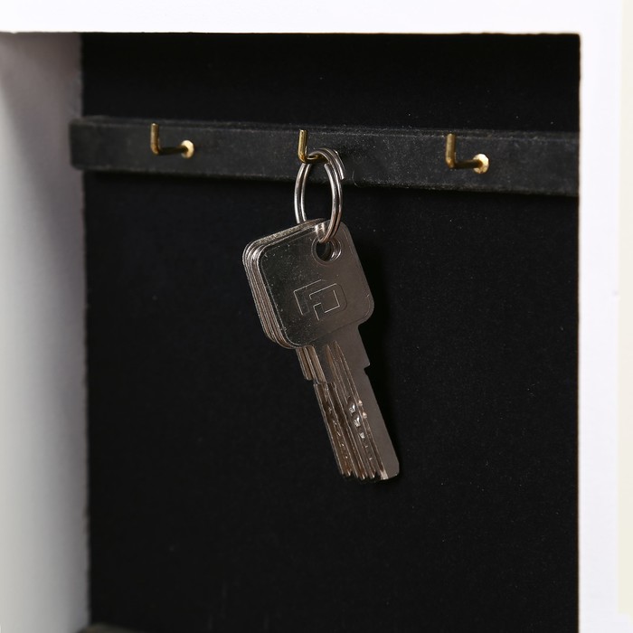 Ключница дерево 6 крючков "Якорь" белая 30х20х5,5 см