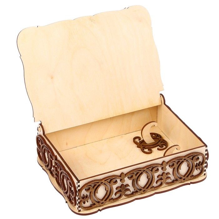 Шкатулка - ключница «Ажур», белая с тёмными резными элементами, 18,4х14,2х5,7 см