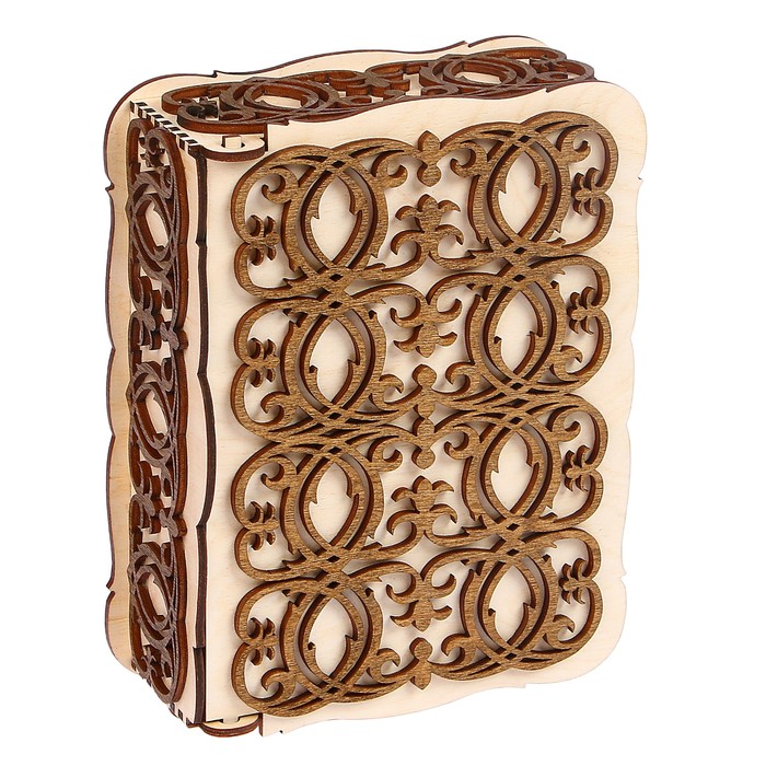 Шкатулка - ключница «Ажур», белая с тёмными резными элементами, 18,4х14,2х5,7 см