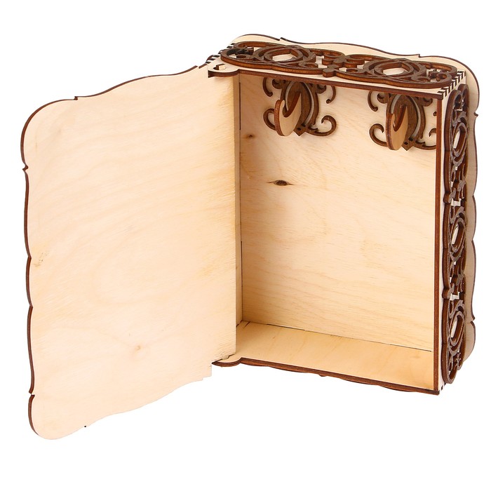 Шкатулка - ключница «Ажур», белая с тёмными резными элементами, 18,4х14,2х5,7 см