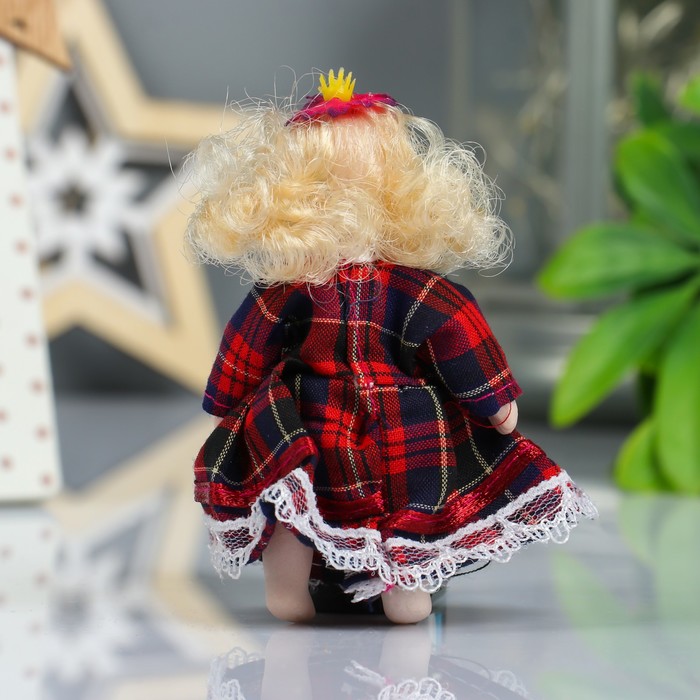 Кукла коллекционная керамика "Малышка с хвостиком и цветком" 9 см МИКС