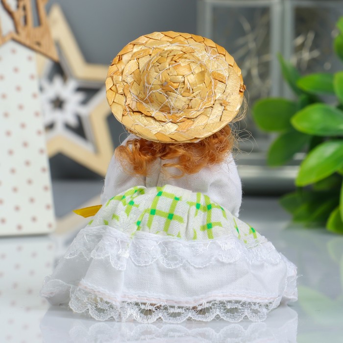 Кукла коллекционная керамика "Малышка в светлом платье с оборочками" 10,5 см МИКС