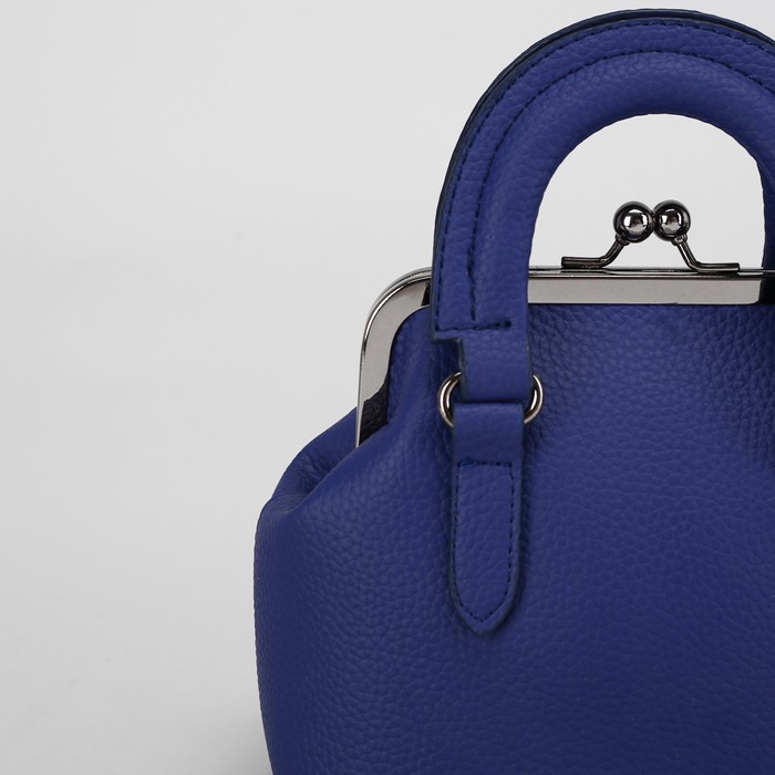 Сумка женская, отдел на фермуаре, длинный ремень, цвет синий