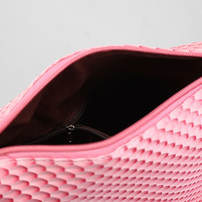Сумка женская, отдел на молнии, регулируемый ремень, цвет розовый