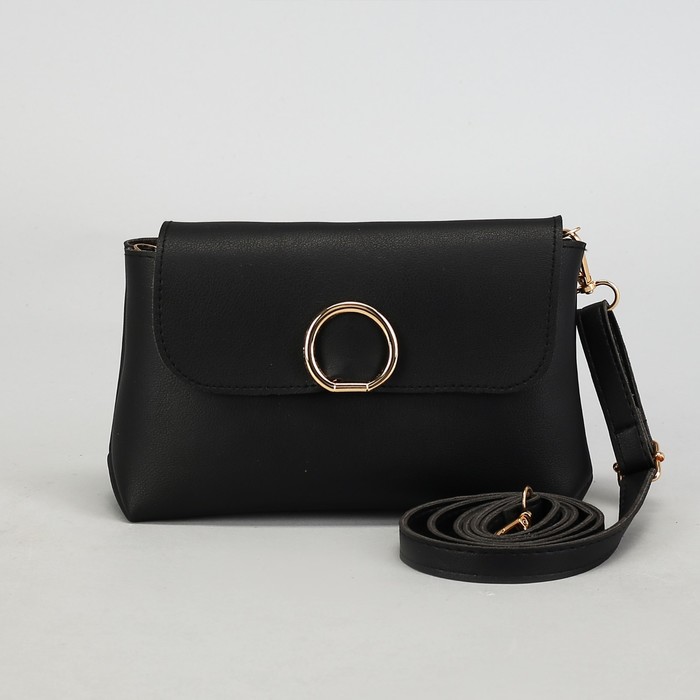 Сумка женская, отдел на молнии, регулируемый ремень, цвет чёрный