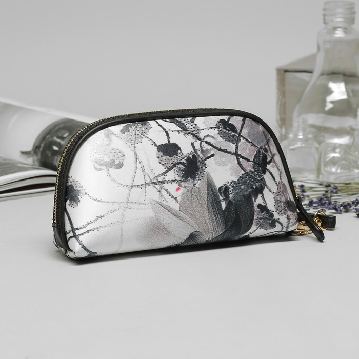 Клатч женский "Классика", отдел на молнии, ручка, цвет чёрный