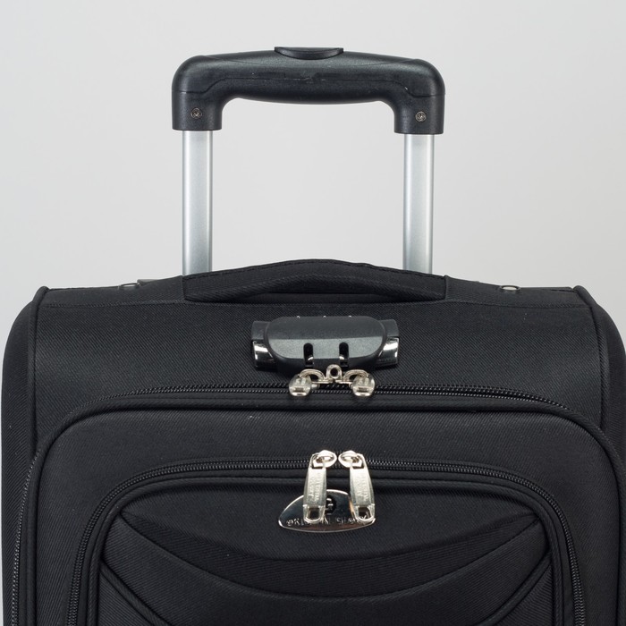 Чемодан малый "Классик" с расширением 19", отдел на молнии, 2 наружных кармана, 4 колеса, кодовый замок, цвет чёрный