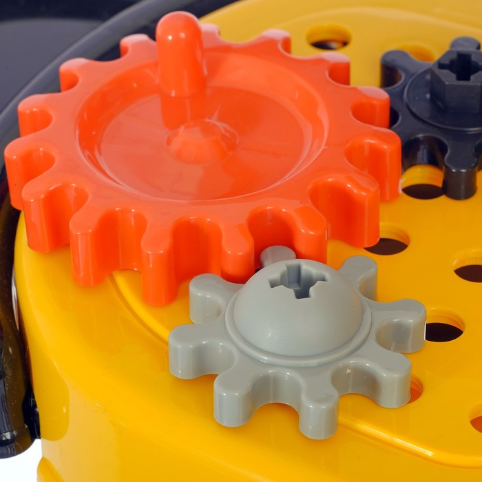 Игровой набор "Маленький механик": с верстаком