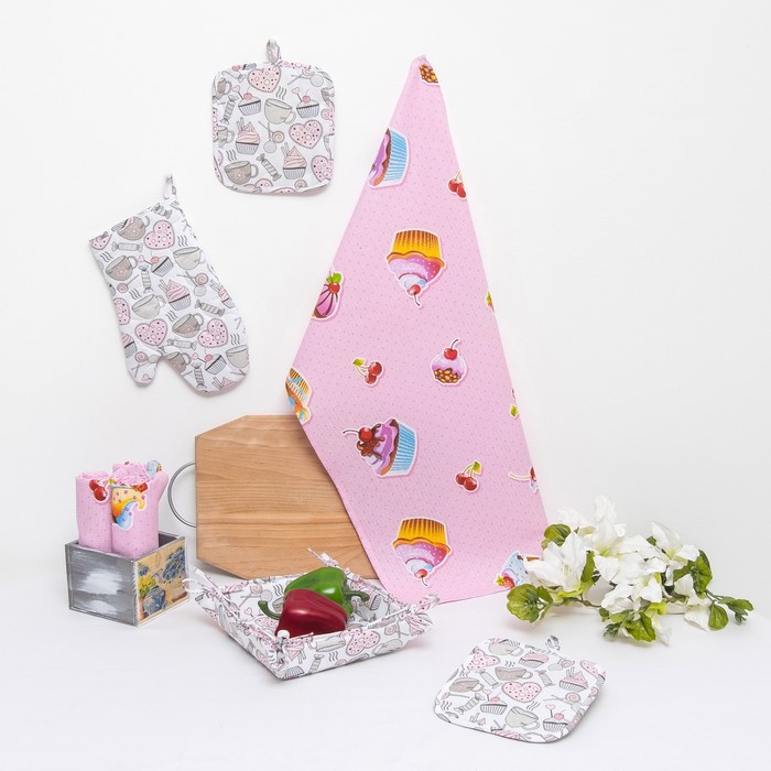 Набор Радушная хозяйка "Пирожные", 4 ваф. полотенца (165 г/м), 2 прихватки, рукавичка, ваза, бязь 125г/м2