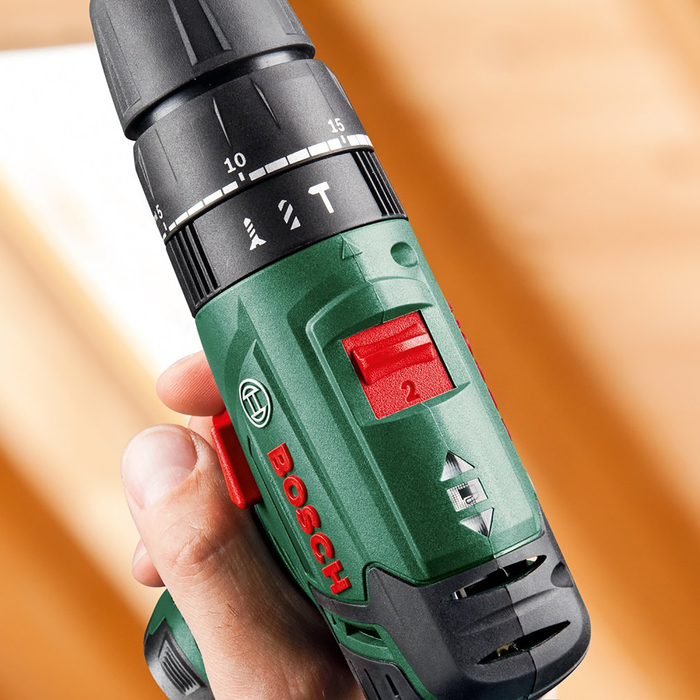 Аккумуляторная дрель-шуруповерт Bosch EasyImpact 12 (060398390E), 12В, 2х2.5 Ач, БЗП 10мм