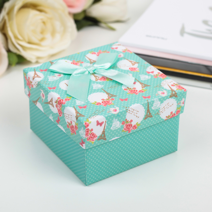 Коробка подарочная 9 х 9 х 6 см