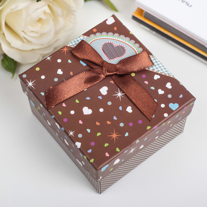 Коробка подарочная 9 х 9 х 6 см