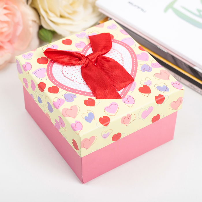 Коробка подарочная 9 х 9 х 6 см