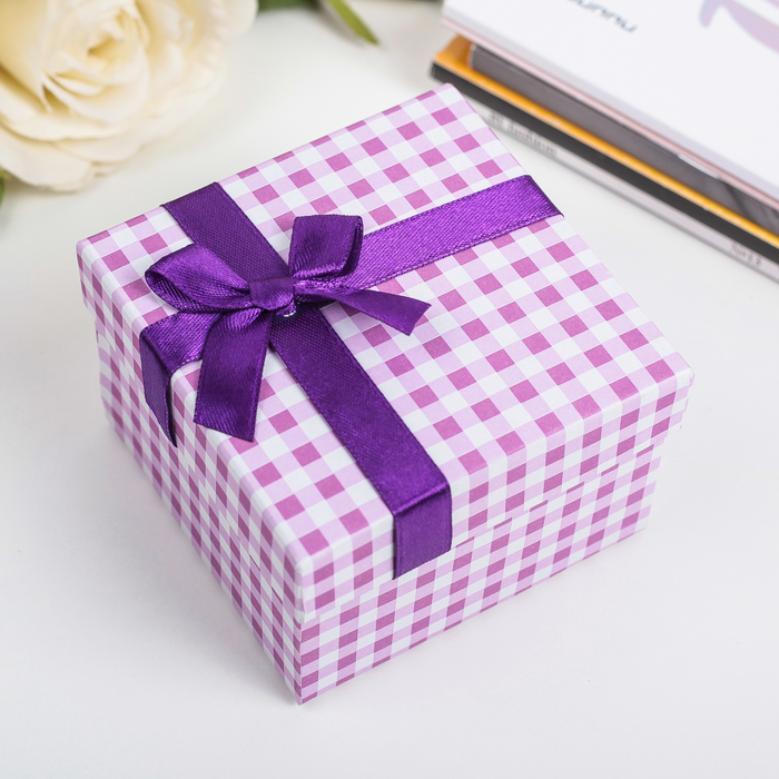 Коробка подарочная 9 х 9 х 6 см