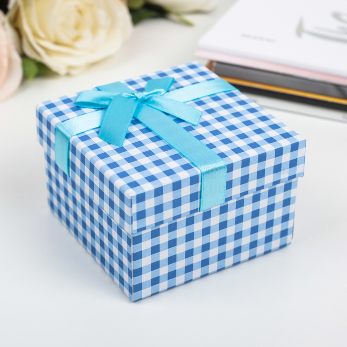 Коробка подарочная 9 х 9 х 6 см