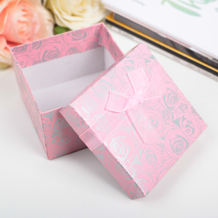 Коробка подарочная 9 х 9 х 6 см