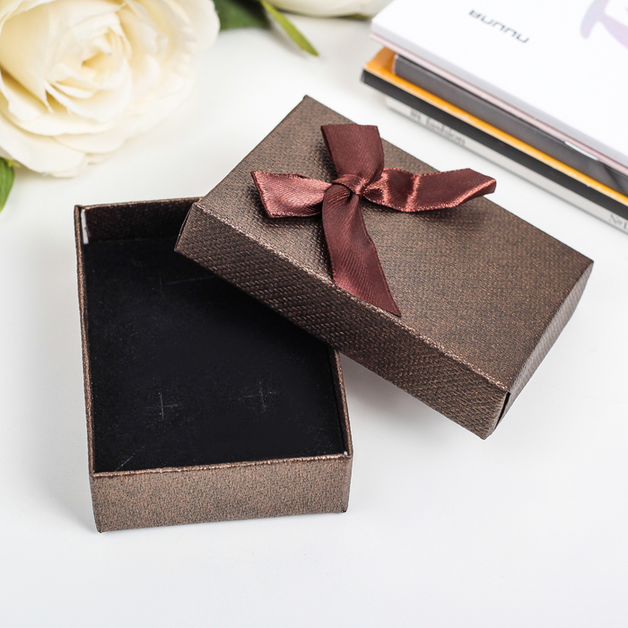 Коробка подарочная 7 х 9 х 2,5 см МИКС