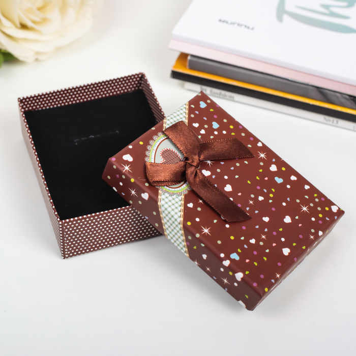 Коробка подарочная 7 х 9 х 2,5 см