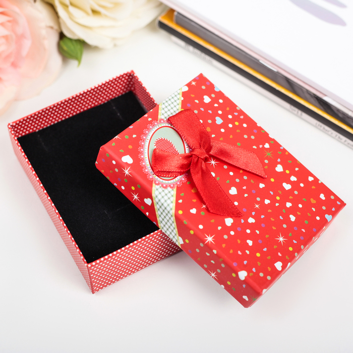 Коробка подарочная 7 х 9 х 2,5 см