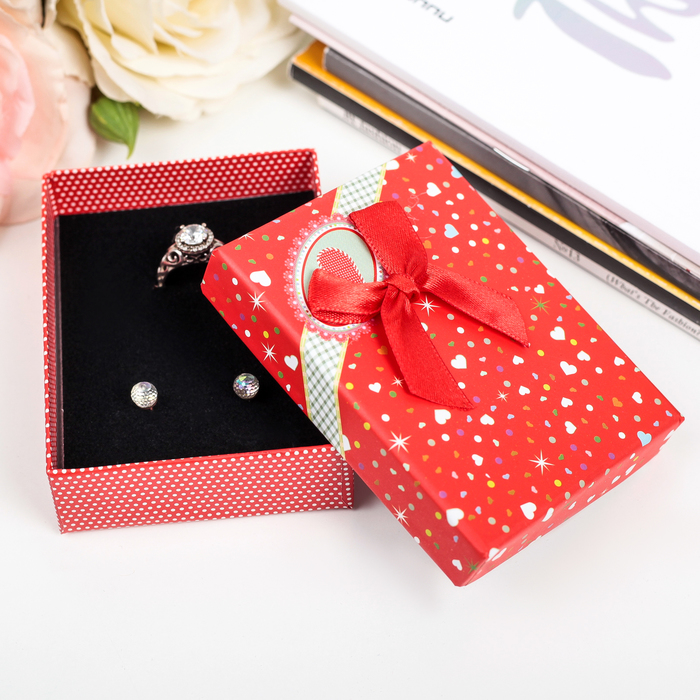 Коробка подарочная 7 х 9 х 2,5 см