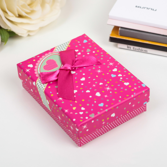 Коробка подарочная 7 х 9 х 2,5 см